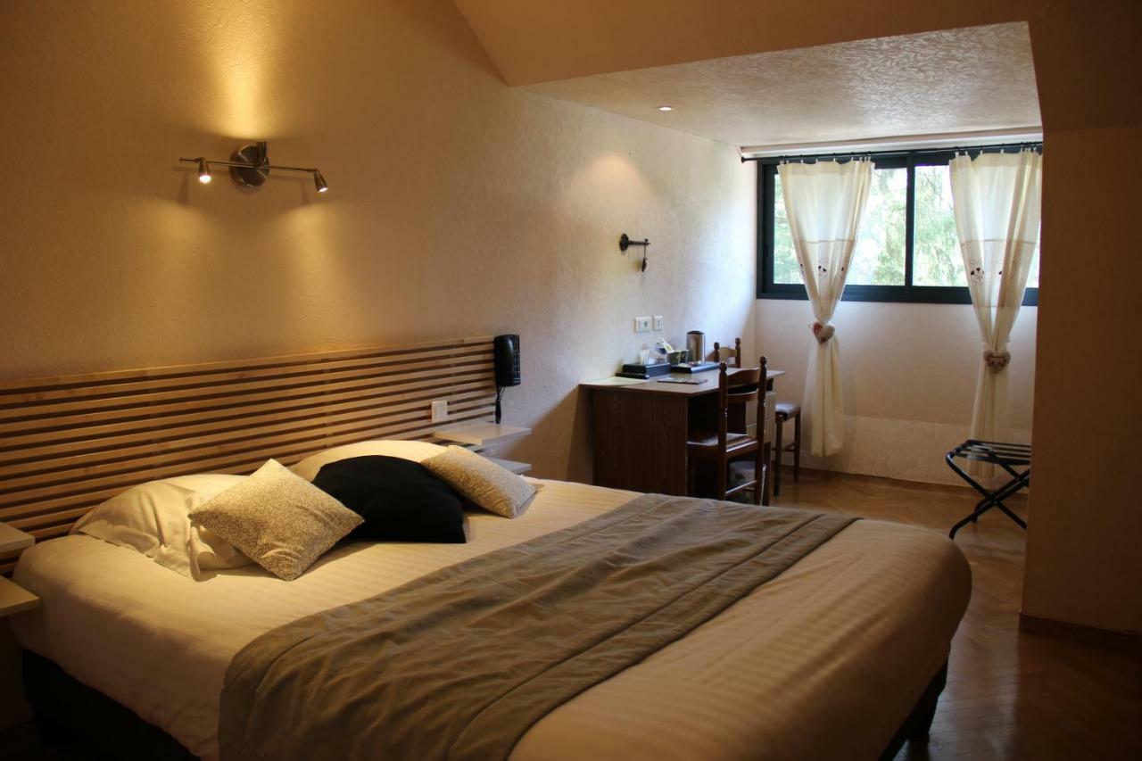 Hotel Restaurant Logis La Meridienne Anglards de Saint Flour Eksteriør billede